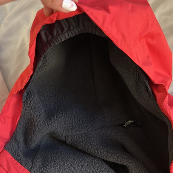 Red jacket for winter - Picture 3 of 4